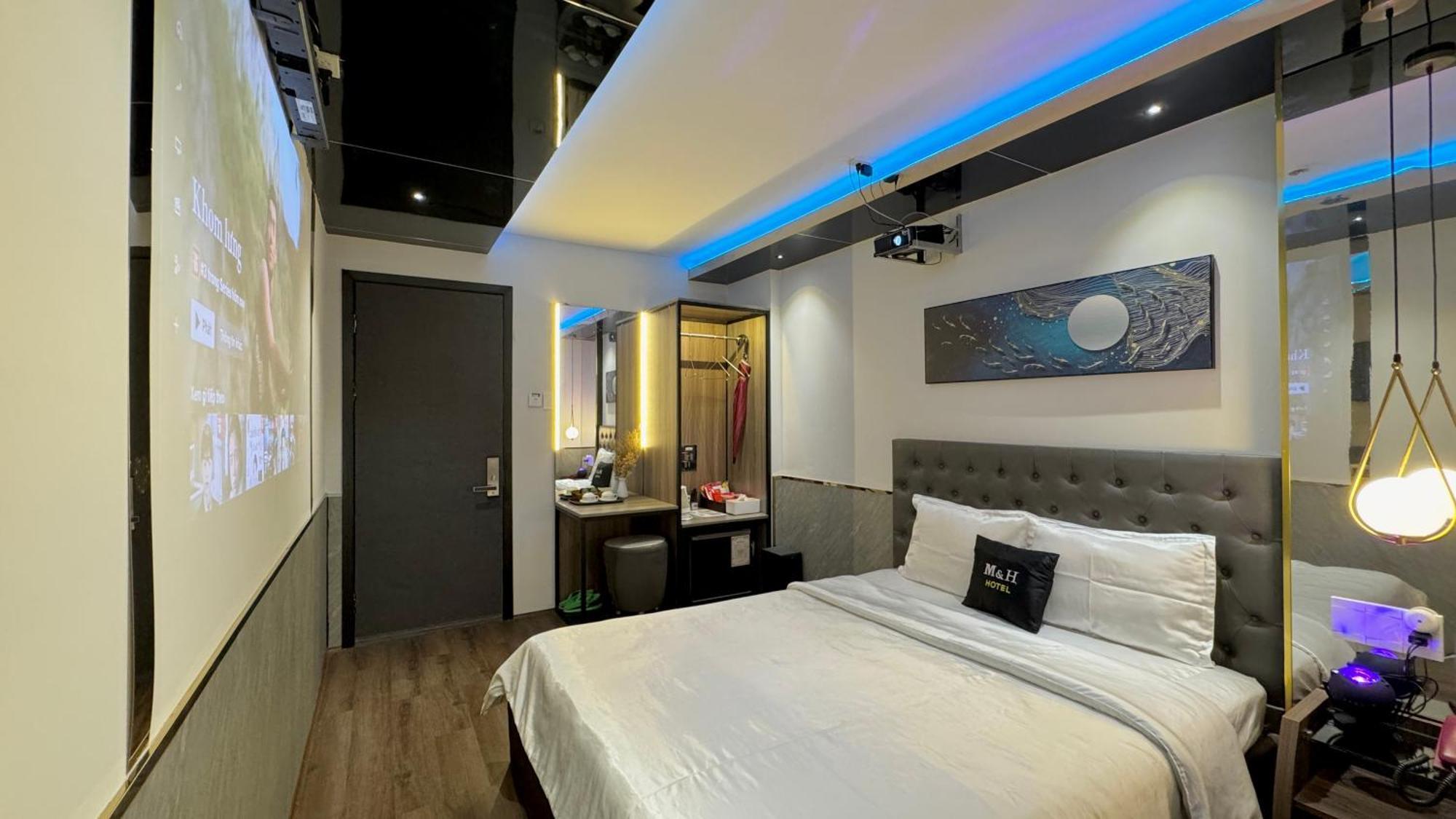 M&h Hotel 2*